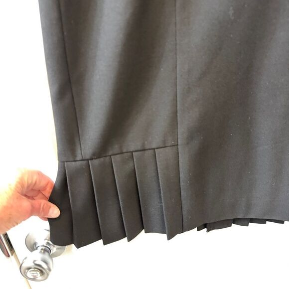Talbots Petites Pencil Skirt with pleats at bottom size 4P- Like new! - Picture 7 of 13
